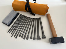 Load image into Gallery viewer, Fire-Sharp Mallet Head Full Chisel Set with Tool Roll