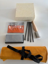 Load image into Gallery viewer, Vine Leaf Carving Kit (Tutorial with Natalie Gee)