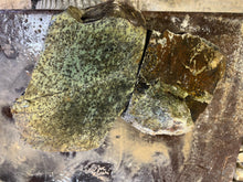 Load image into Gallery viewer, Serpentine Boulders