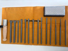 Load image into Gallery viewer, Fire-Sharp Full Chisel Set &amp; Tool Roll
