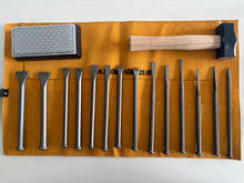 Load image into Gallery viewer, Fire-Sharp Mallet Head Full Chisel Set with Tool Roll
