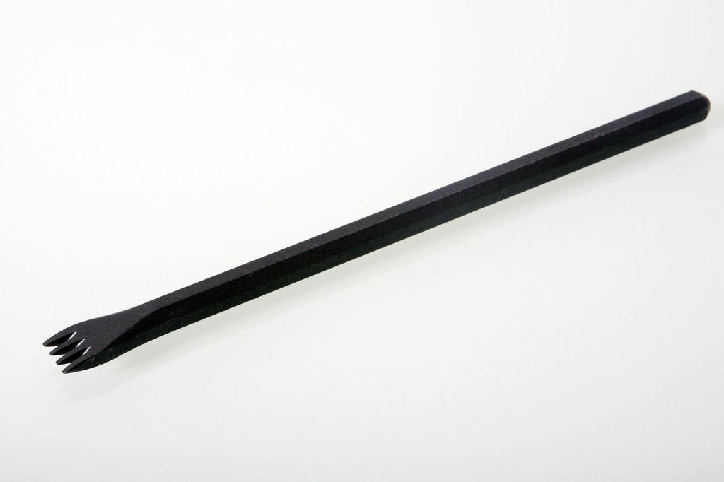 Fire-Sharp Claw Chisels